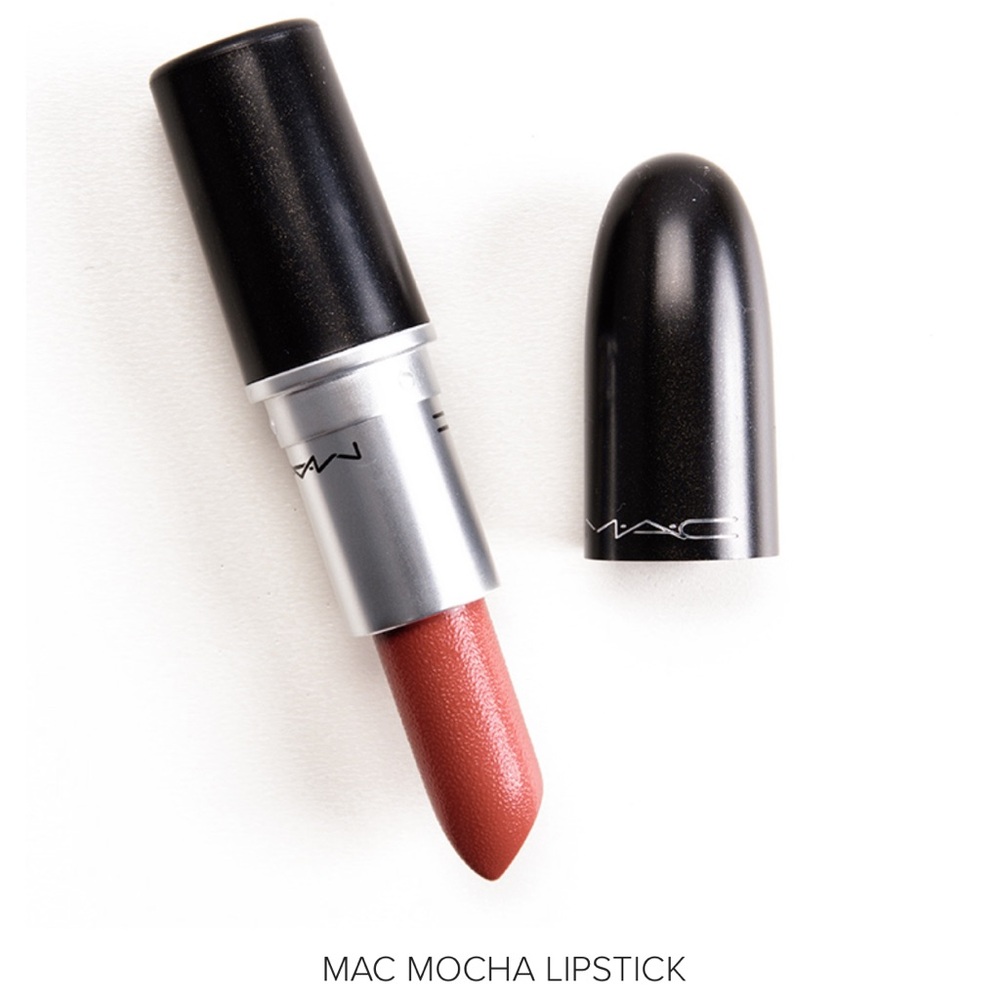 MAC SATIN “MOCHA” LIPSTICK